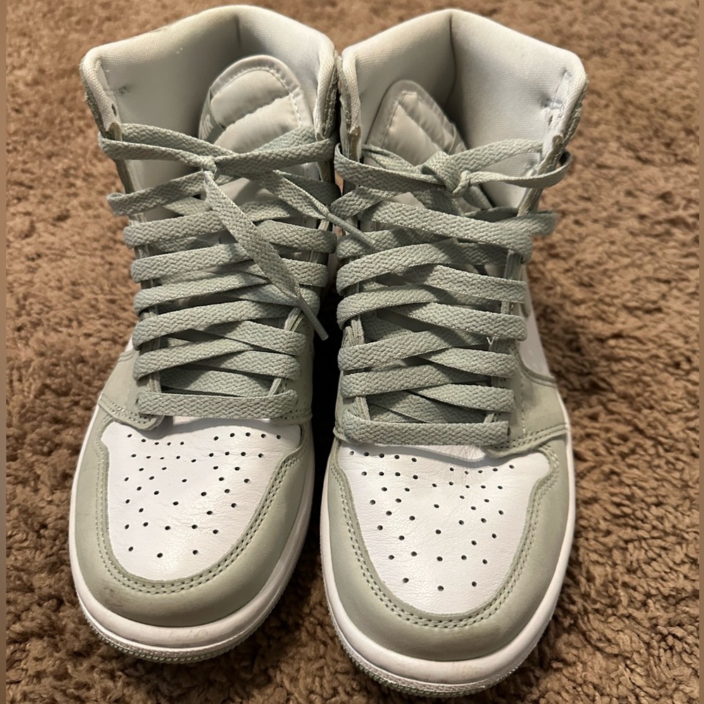 Wmns Air Jordan 1 Retro High OG 'Seafoam'